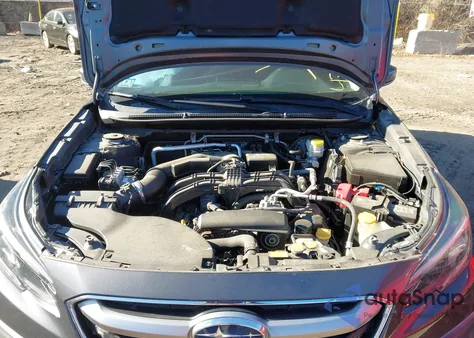 2020 Subaru Outback Premium z USA, uszkodzony, nr VIN 4S4BTAEC1L3125256